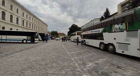 Туристичні автобуси в Кам'янці-Подільському